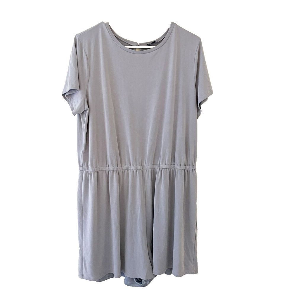 Express Womens Gray Romper XL Short Sleeve Pleated Back Keyhole